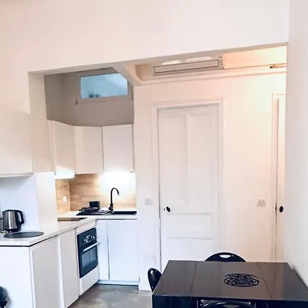 Sweet 1 Ou Sweet 2 Reservez Sweet 1 Ou Sweet 2 Ou Bien Les Deux 아파트 *